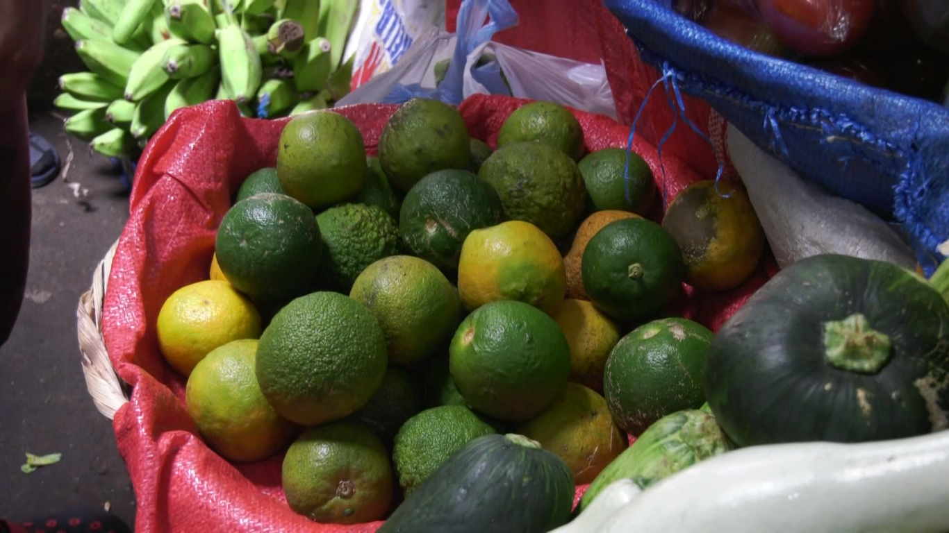 Naranjas agrias en el mercado Roberto Huembes