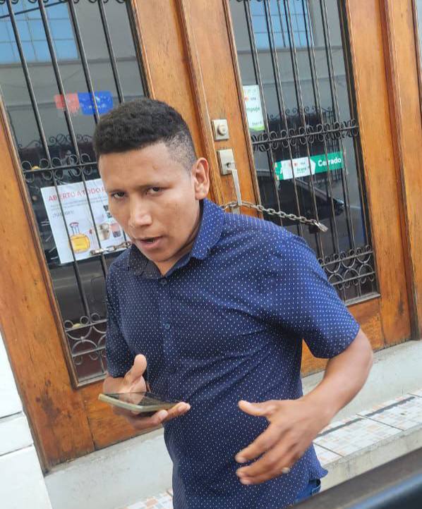 Guatemalteco acusado del robo de la camioneta