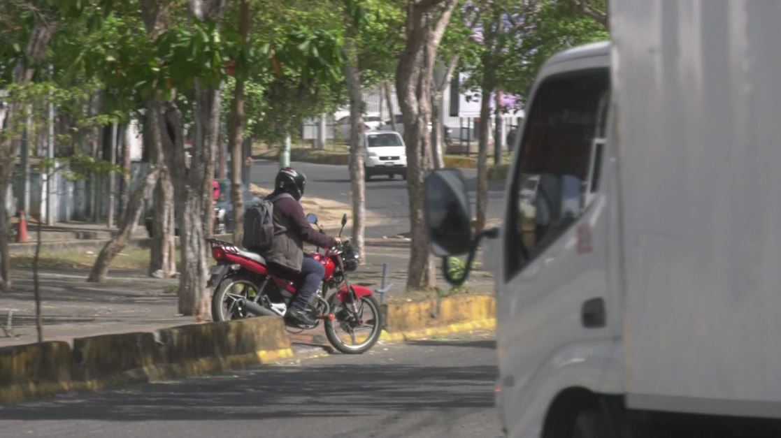 Giro indebido utilizando un bulevar