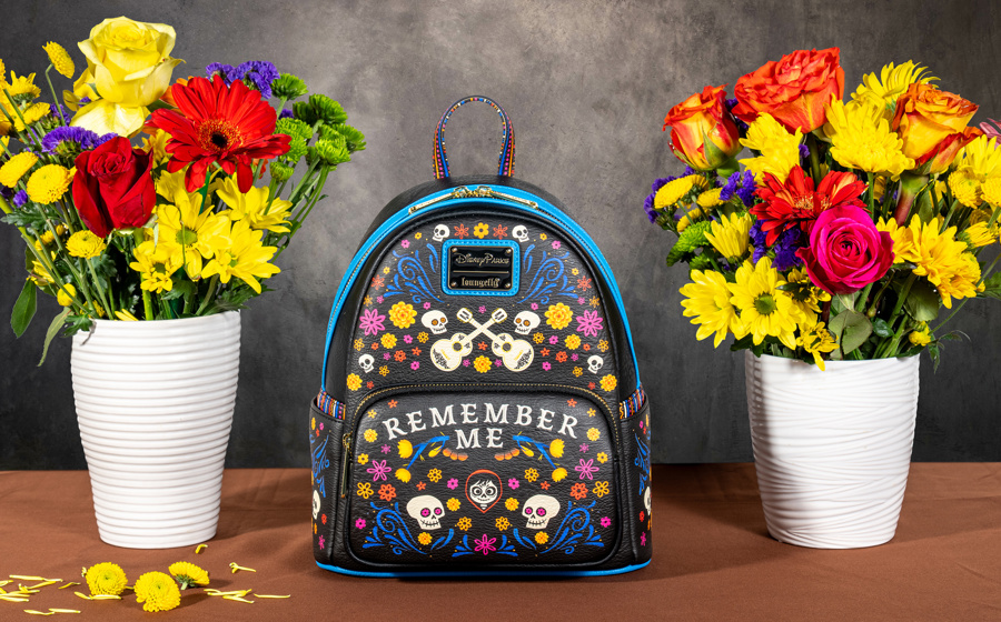 Foto cedida por Disney donde se muestra una mochila decorada con ornamentos alusivos a la película./ EFE